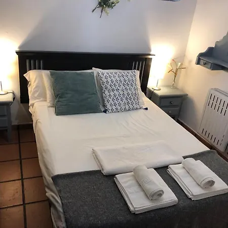 Apartamento Familiar Con 2 Hb Y Bonita Ubicación * Toledo